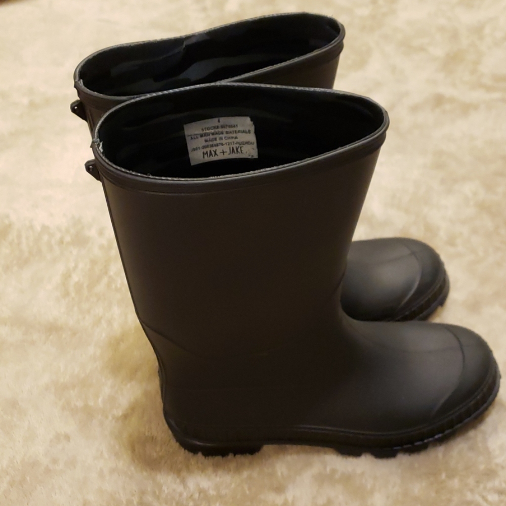 Rain boots